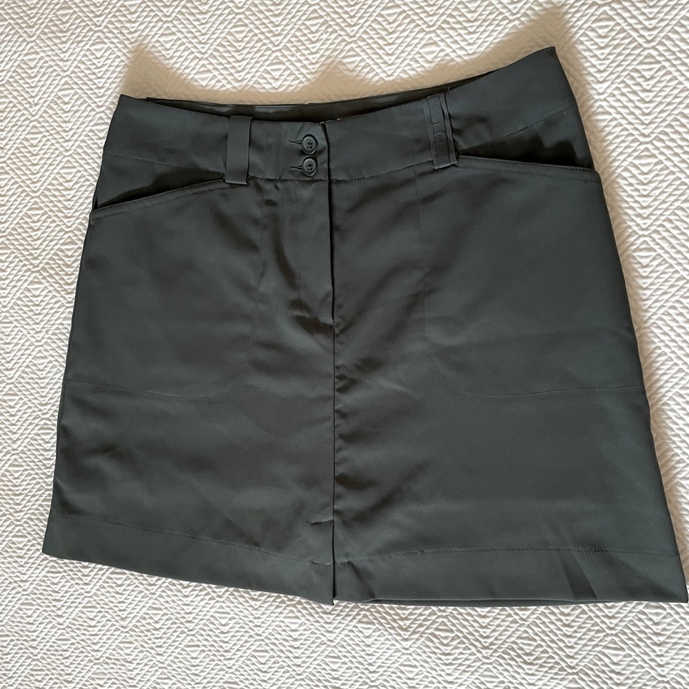 Nike Dri Fit golf skort